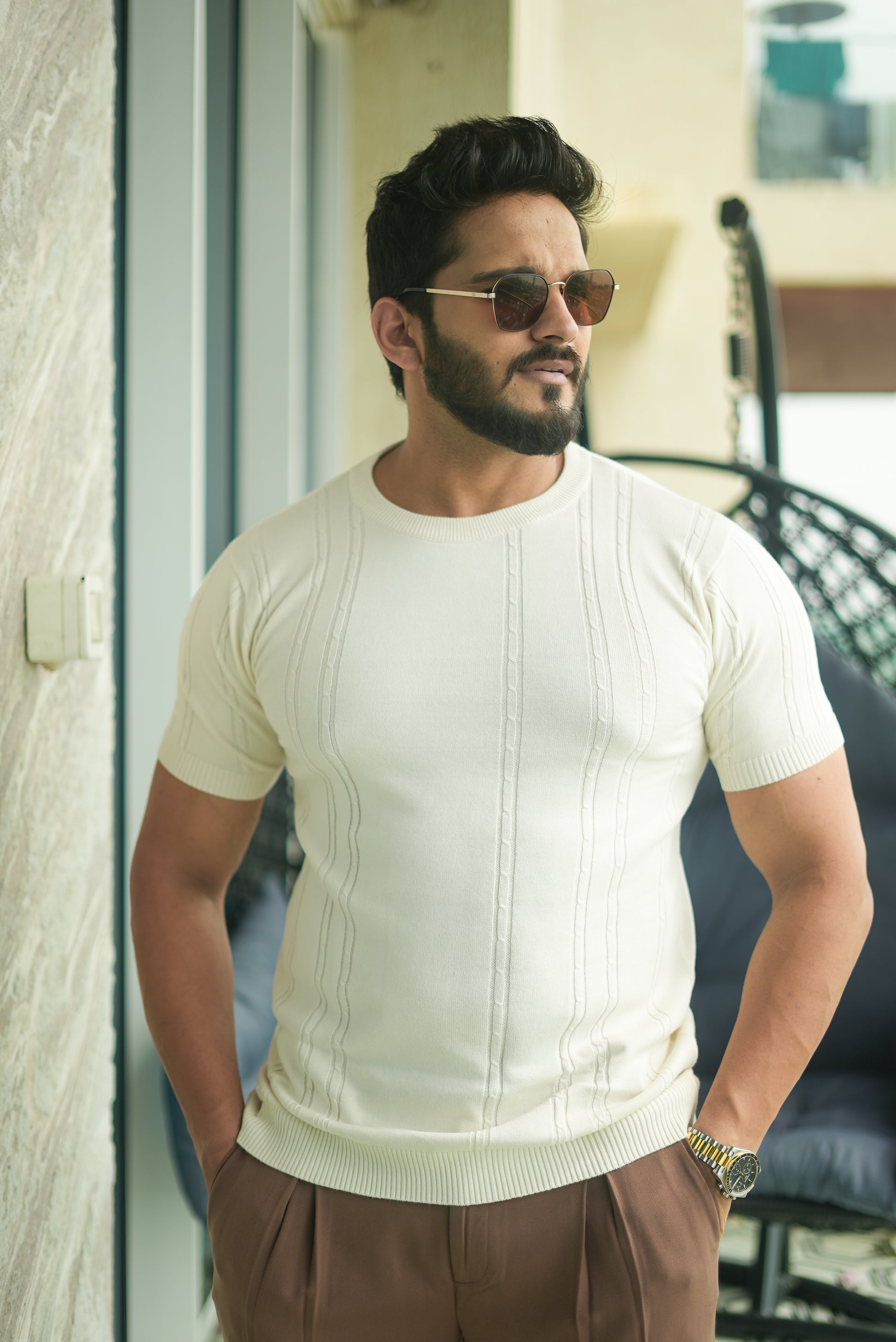 Knit Textured Round Neck